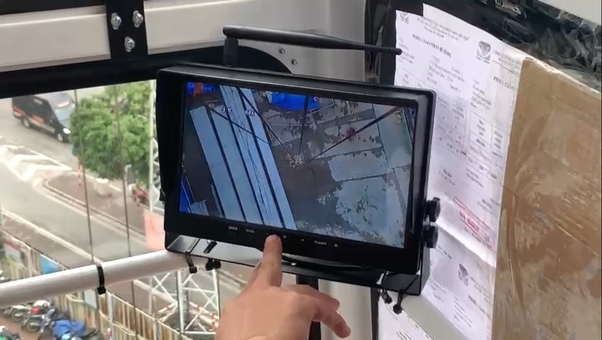 wireless crane camera monitor